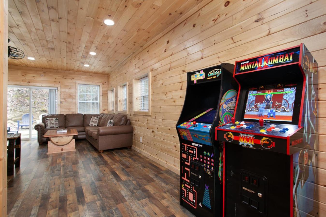 Whiskey Barrel W Hot Tub Arcade Game Fire Pit Villa Sevierville Buitenkant foto
