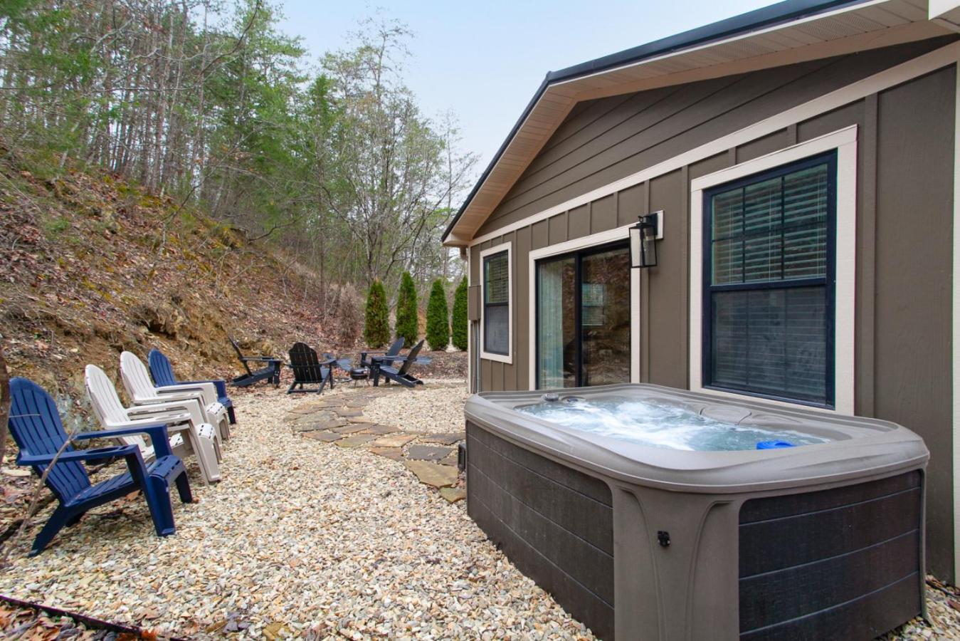 Whiskey Barrel W Hot Tub Arcade Game Fire Pit Villa Sevierville Buitenkant foto